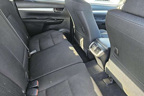 2018 Toyota Hilux SR5 GUN126R 4X4