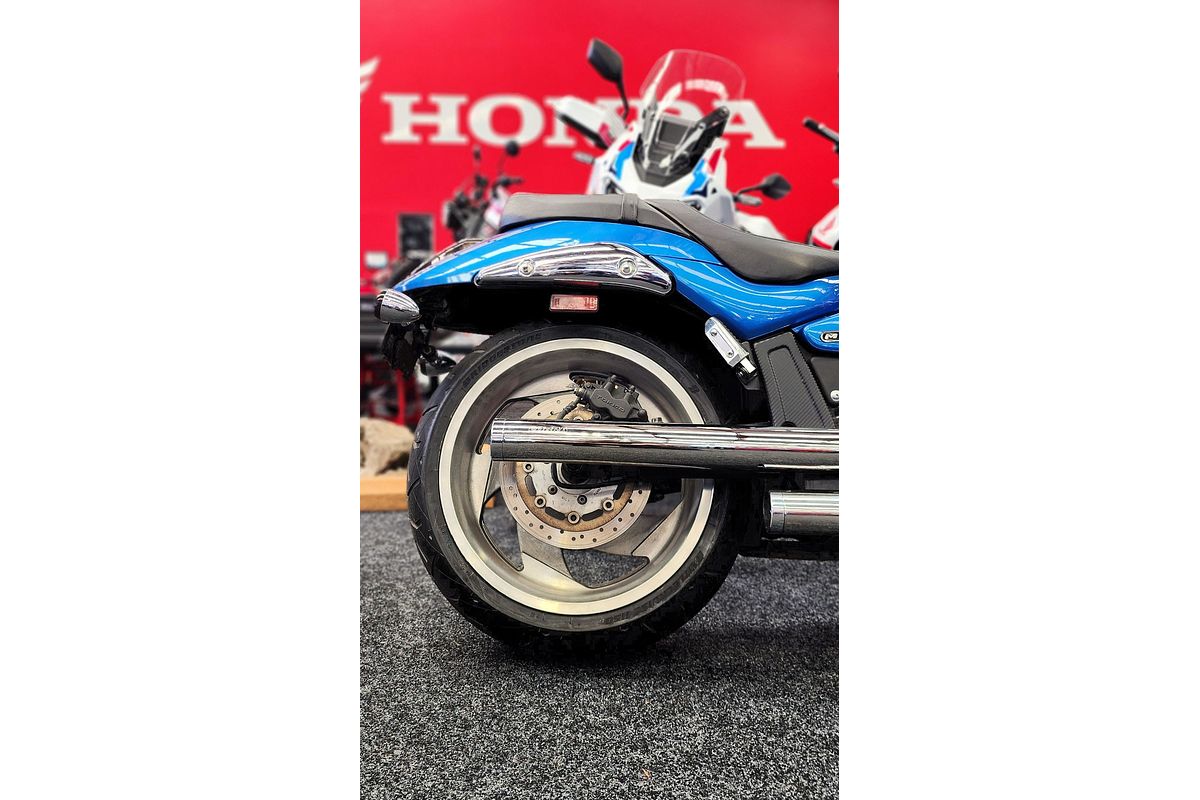 2016 Suzuki VZR 1800 BOULEVARD M109R
