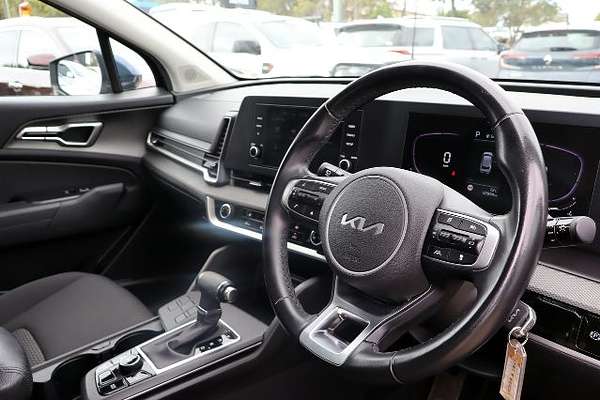 2022 Kia Sportage S NQ5