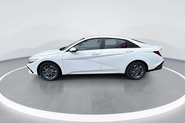 2025 Hyundai i30 Elite Hybrid CN7.V2