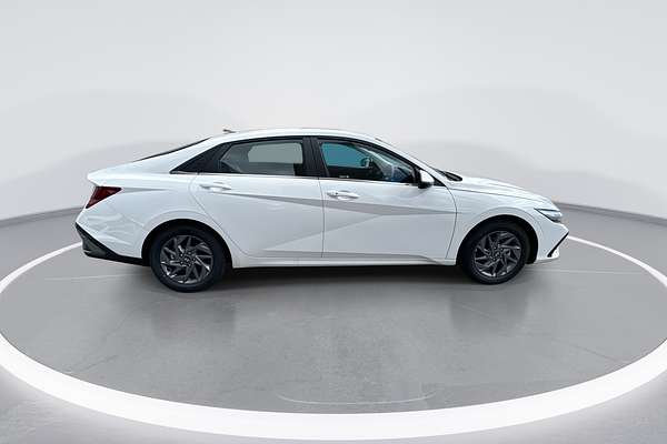 2025 Hyundai i30 Elite Hybrid CN7.V2
