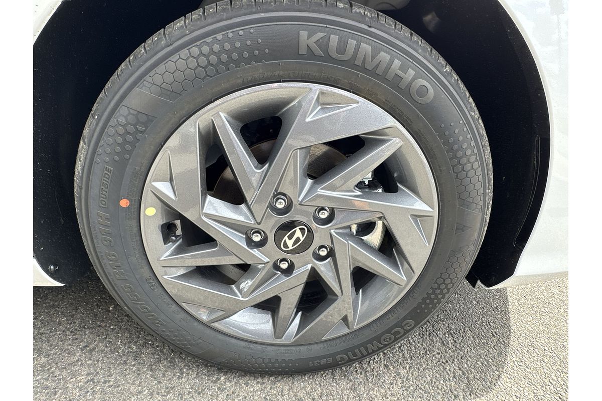 2025 Hyundai i30 Elite Hybrid CN7.V2