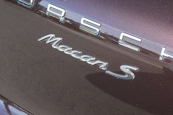 2018 Porsche Macan S 95B