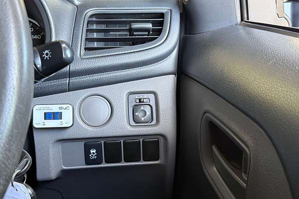 2016 Mitsubishi Triton GLX MQ 4X4