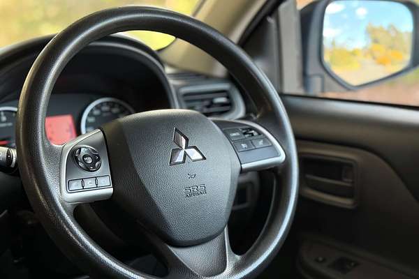 2016 Mitsubishi Triton GLX MQ 4X4