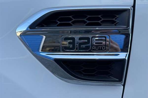 2021 Ford Everest Ambiente UA II 3.2L