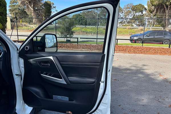 2023 Mitsubishi Pajero Sport Exceed QF