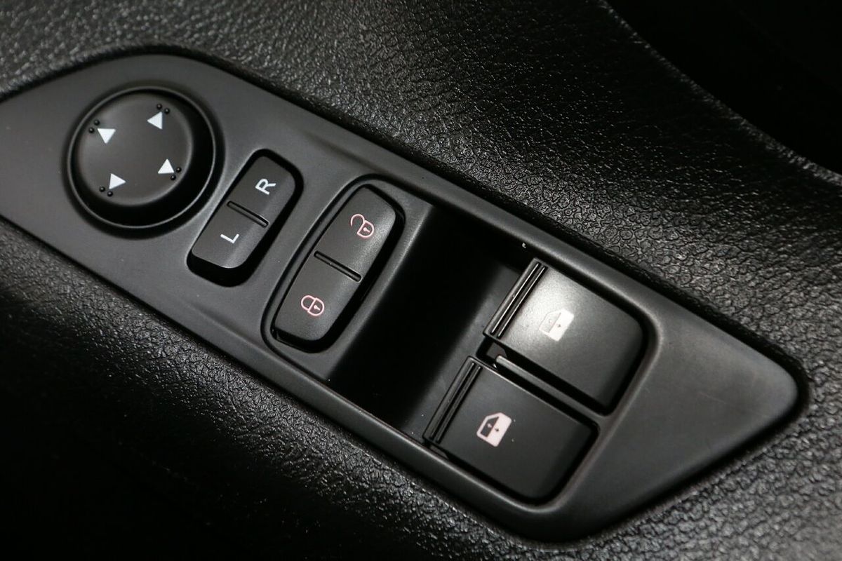 2023 LDV G10 + SV7C