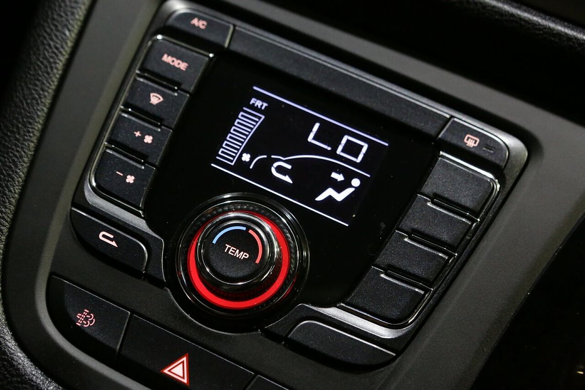 2023 LDV G10 + SV7C