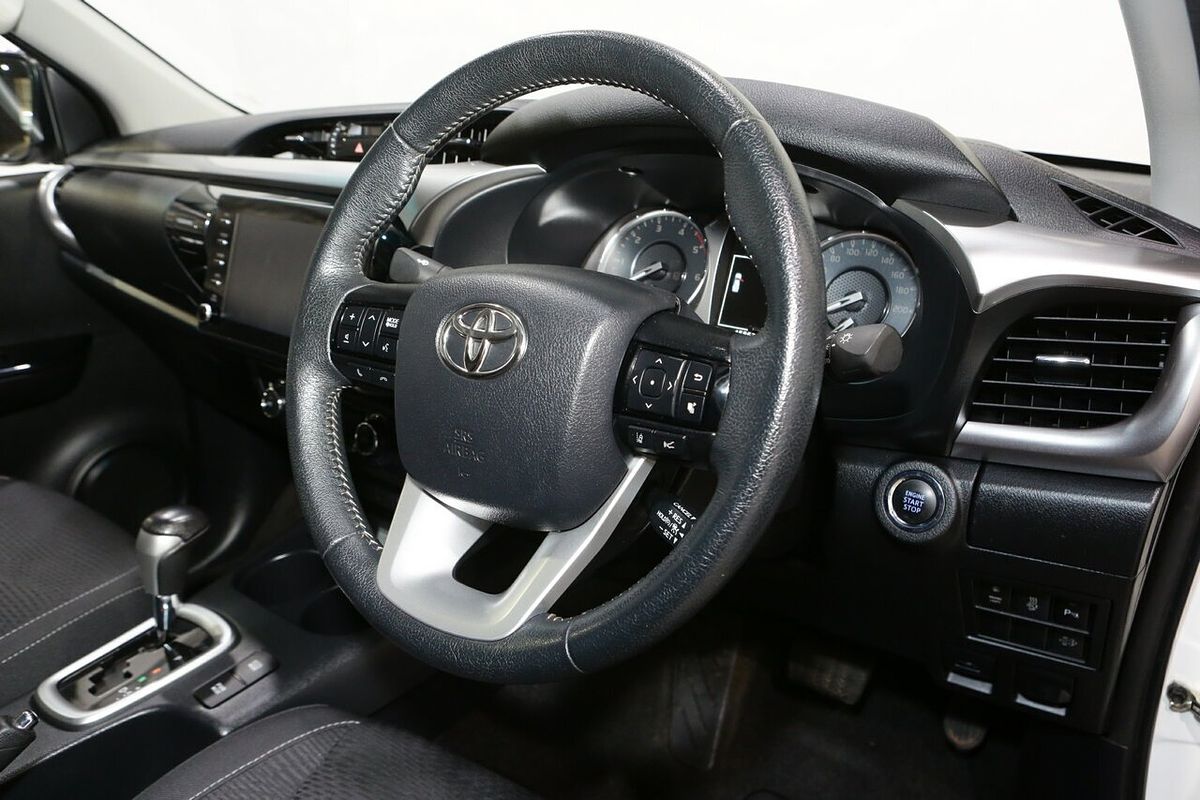 2021 Toyota Hilux SR5 GUN126R 4X4