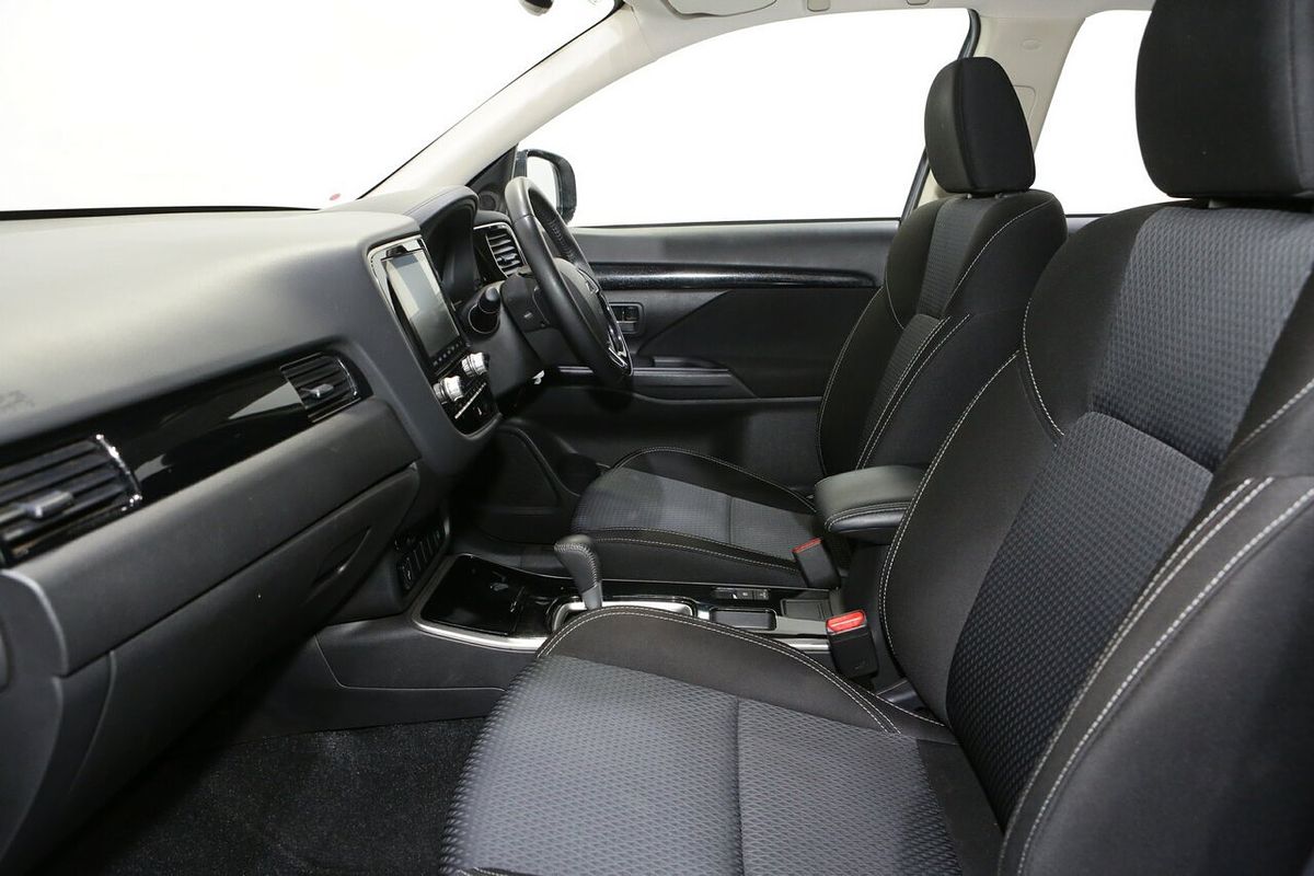 2019 Mitsubishi Outlander ES ZL