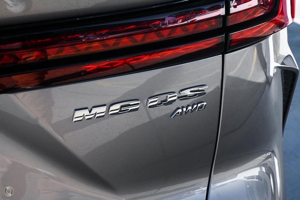 2025 MG QS Essence IS31