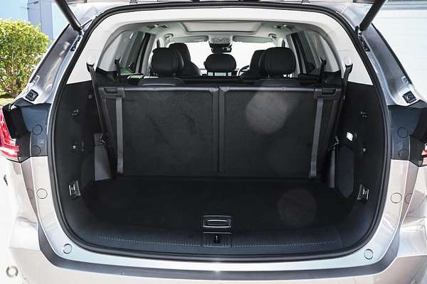 2025 MG QS Essence IS31