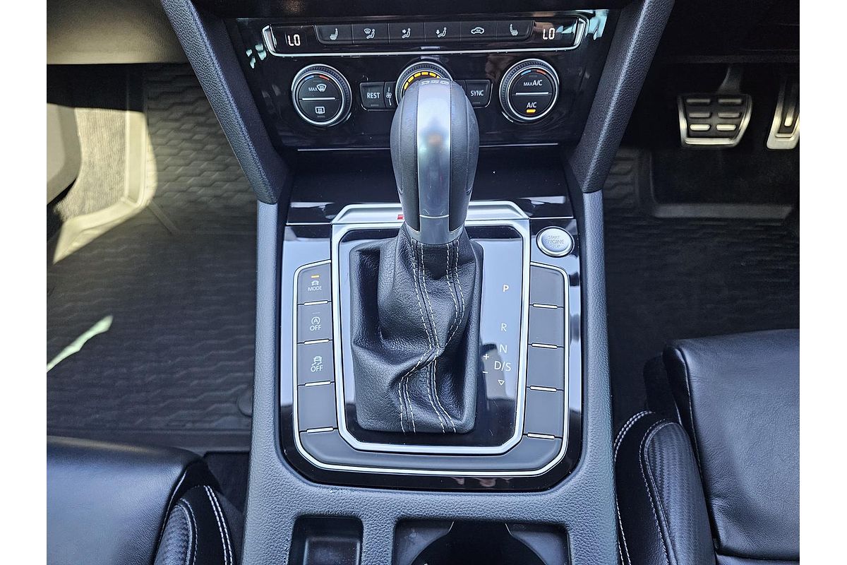 2017 Volkswagen Passat 206TSI R-Line B8