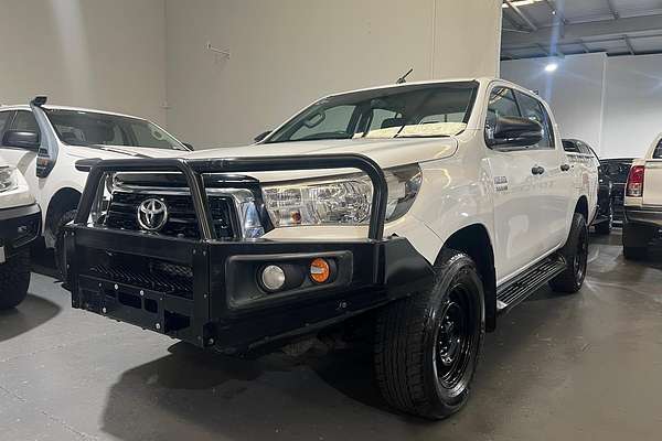 2019 Toyota Hilux SR GUN126R 4X4