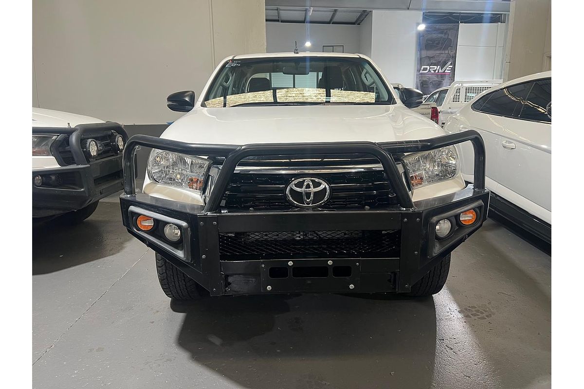 2019 Toyota Hilux SR GUN126R 4X4