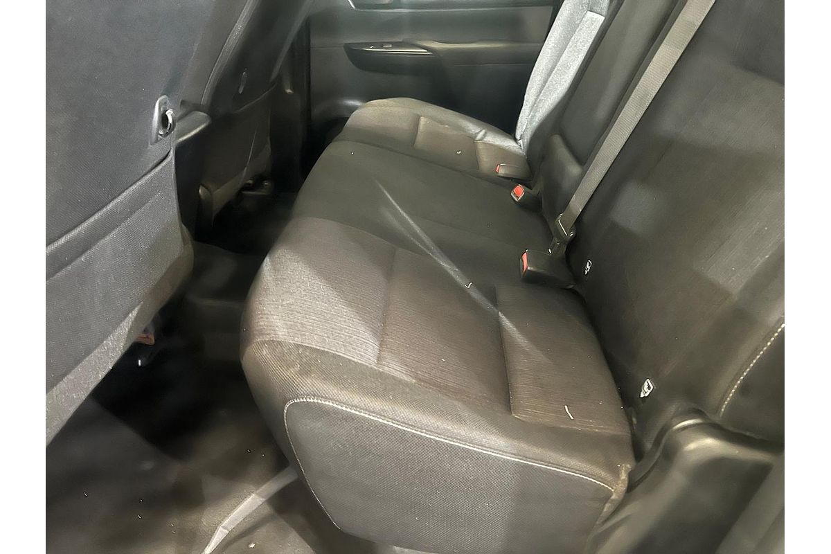 2019 Toyota Hilux SR GUN126R 4X4