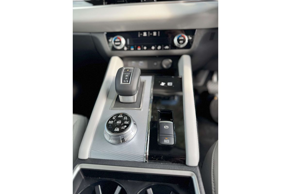 2024 Mitsubishi Outlander PHEV Exceed ZM