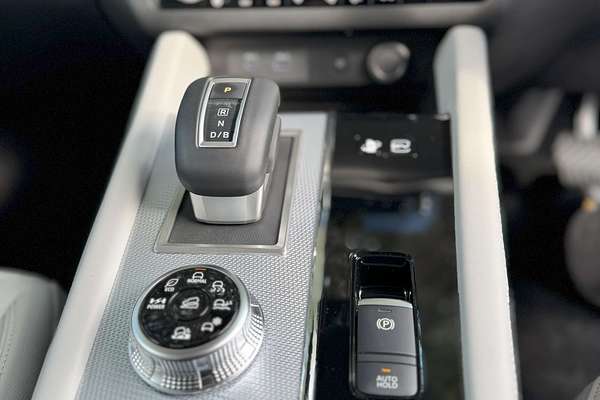2024 Mitsubishi Outlander PHEV Exceed ZM