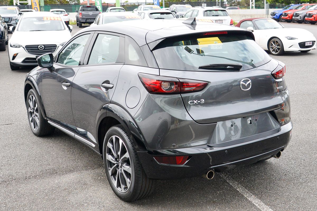 2022 Mazda CX-3 sTouring DK