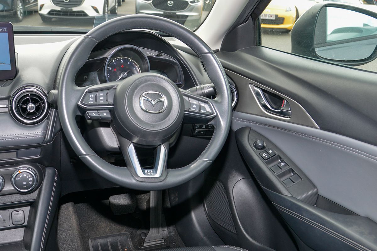 2022 Mazda CX-3 sTouring DK