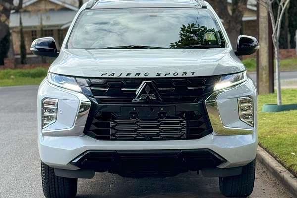 2024 Mitsubishi Pajero Sport GSR QF