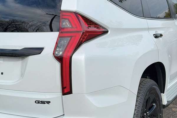2024 Mitsubishi Pajero Sport GSR QF