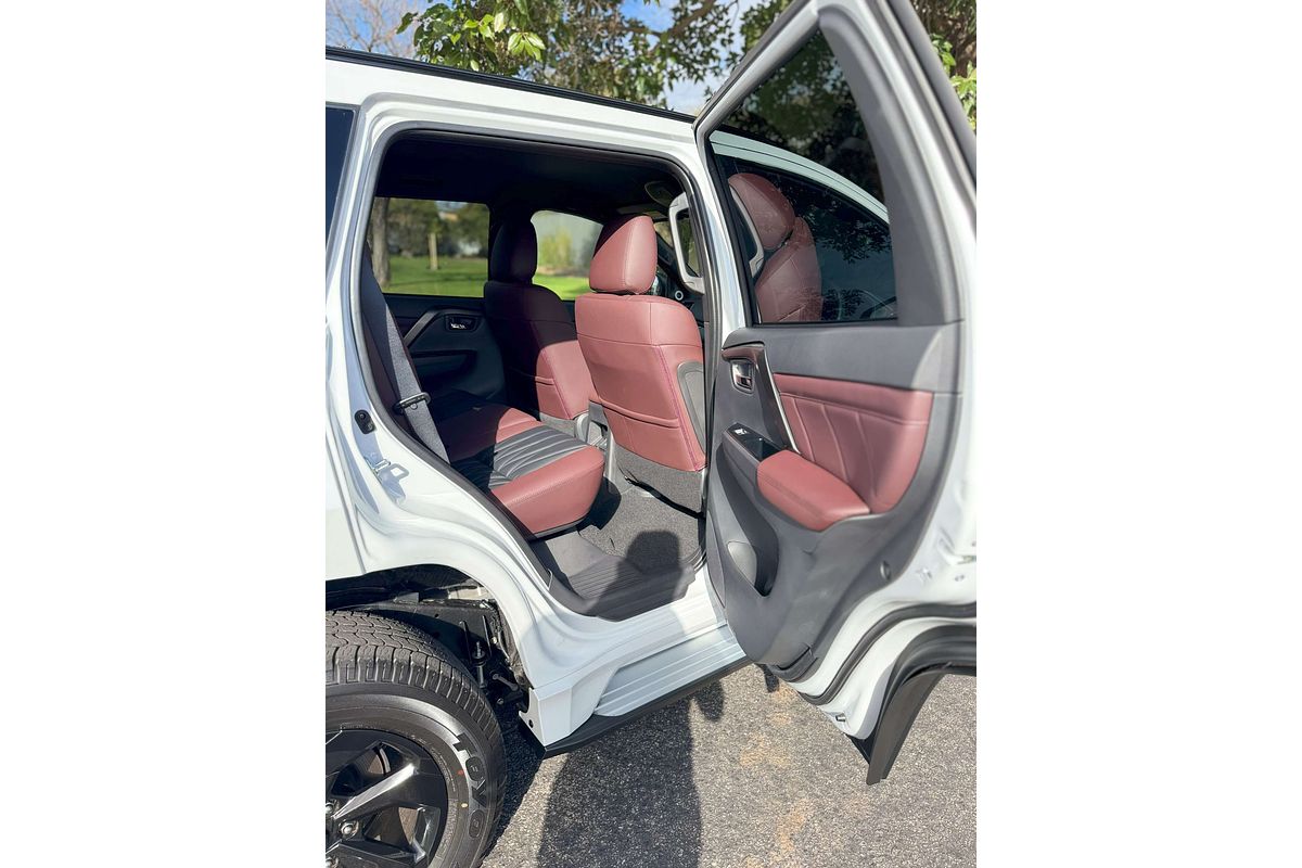 2024 Mitsubishi Pajero Sport GSR QF