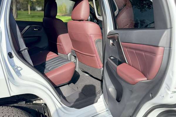 2024 Mitsubishi Pajero Sport GSR QF
