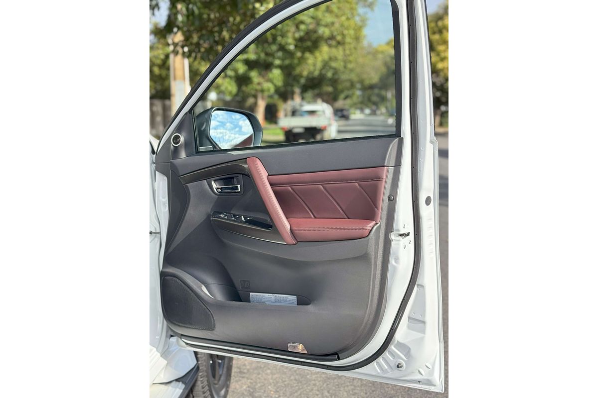 2024 Mitsubishi Pajero Sport GSR QF