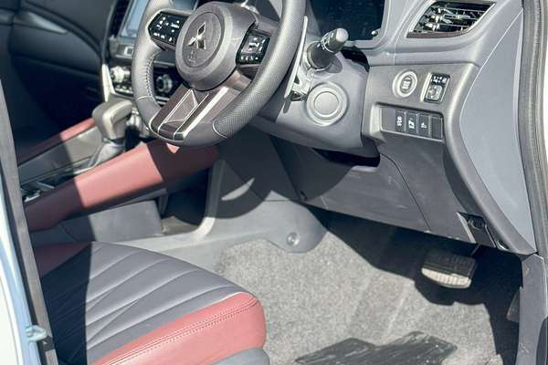2024 Mitsubishi Pajero Sport GSR QF