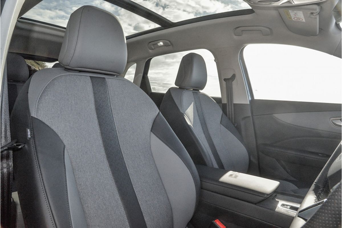 2025 MG MGS5 EV Essence 49 ZS3EM