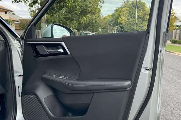 2025 Mitsubishi Outlander LS ZM