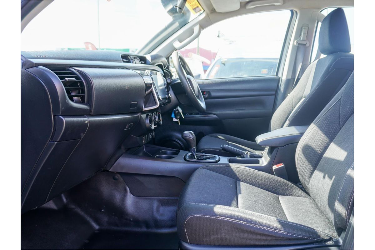 2021 Toyota Hilux SR GUN126R 4X4