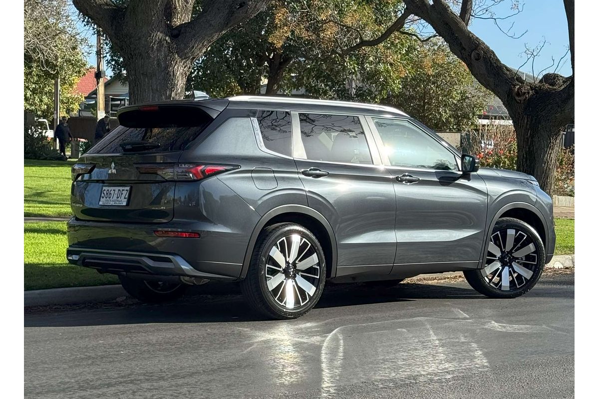 2025 Mitsubishi Outlander Aspire ZM
