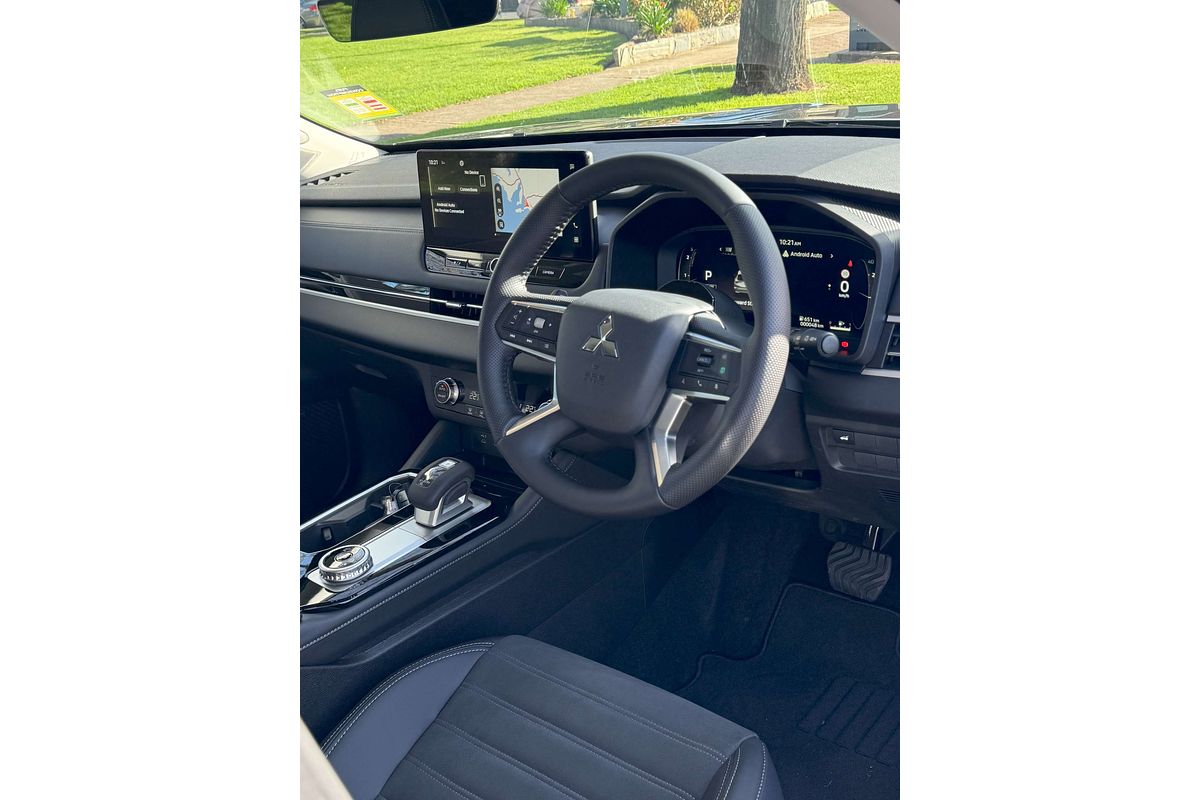 2025 Mitsubishi Outlander Aspire ZM