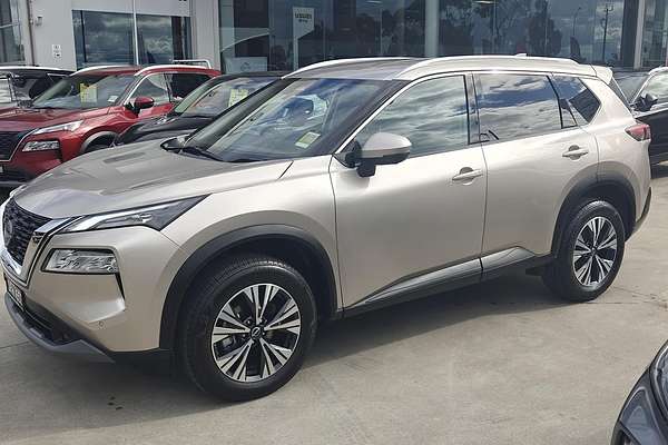2024 Nissan X-TRAIL ST-L T33