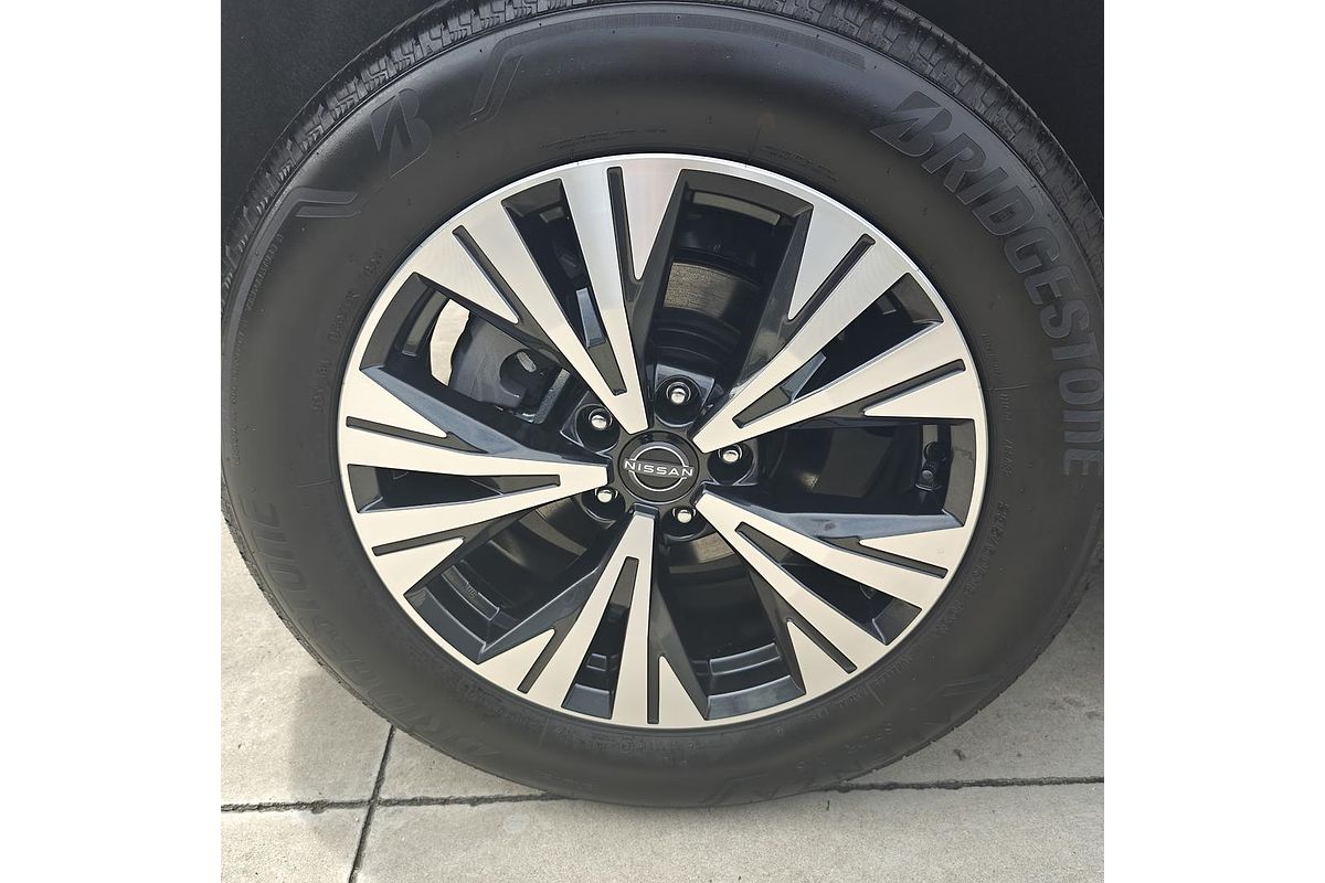 2024 Nissan X-TRAIL ST-L T33