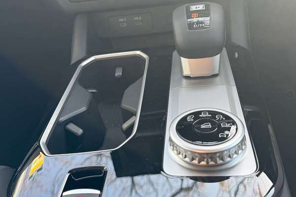 2025 Mitsubishi Outlander Aspire ZM