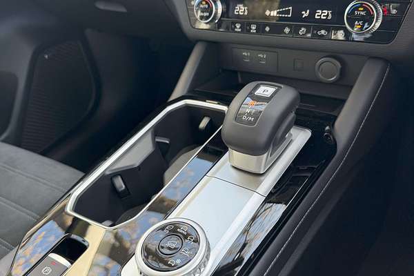 2025 Mitsubishi Outlander Aspire ZM