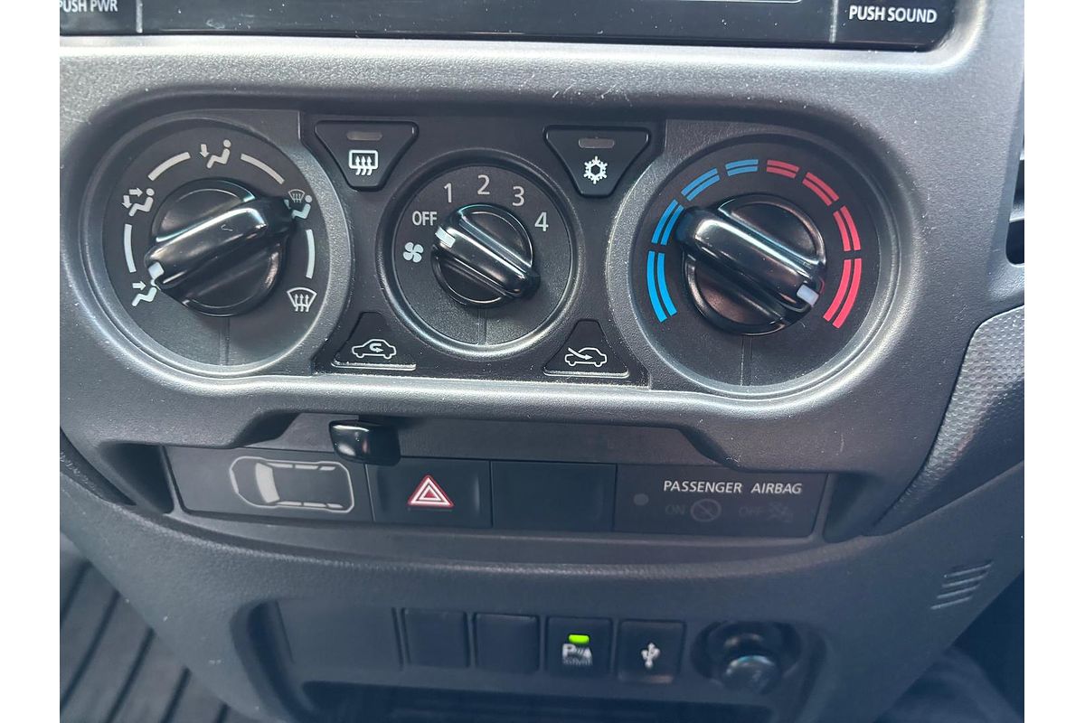 2019 Mitsubishi Triton GLX MR 4X4