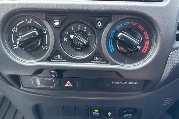 2019 Mitsubishi Triton GLX MR 4X4