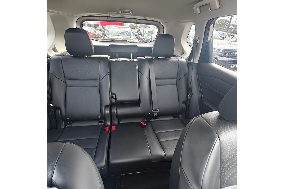 2024 Nissan X-TRAIL ST-L T33