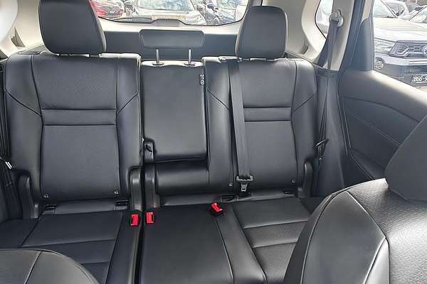2024 Nissan X-TRAIL ST-L T33