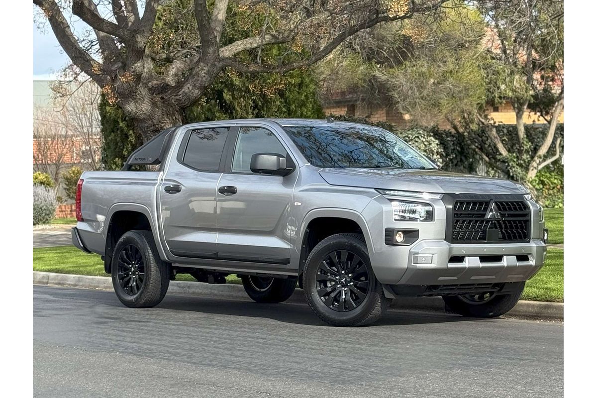 2025 Mitsubishi Triton GLX-R MV 4X4