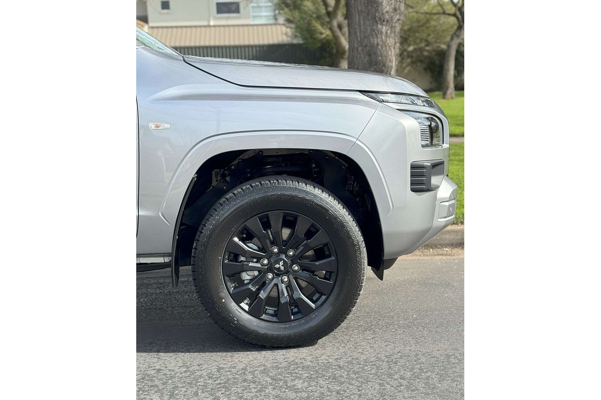 2025 Mitsubishi Triton GLX-R MV 4X4