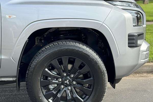 2025 Mitsubishi Triton GLX-R MV 4X4