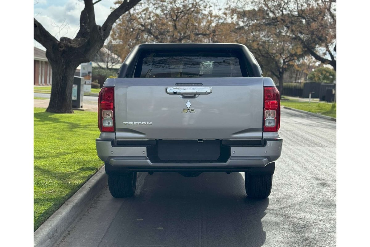 2025 Mitsubishi Triton GLX-R MV 4X4