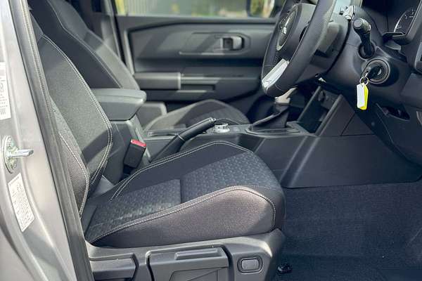 2025 Mitsubishi Triton GLX-R MV 4X4