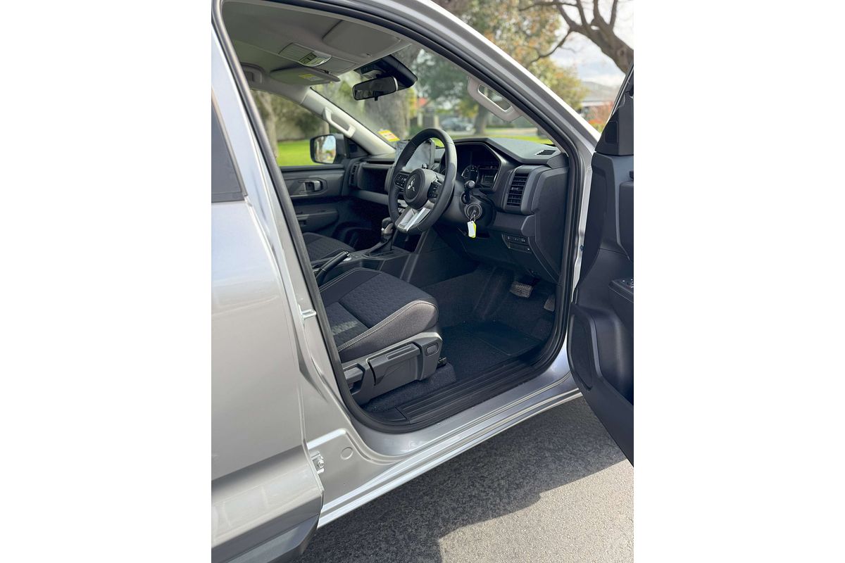 2025 Mitsubishi Triton GLX-R MV 4X4